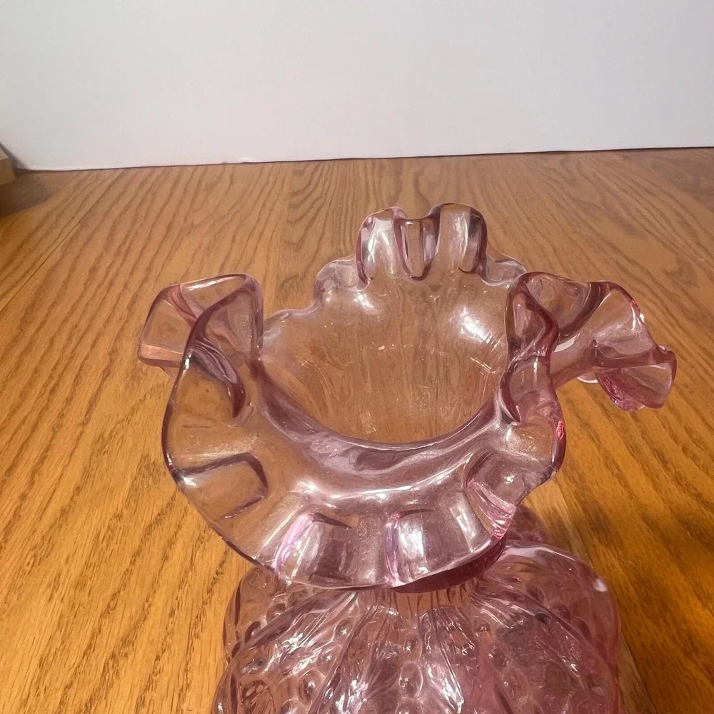 VTG Amethyst Glass Rose Bowl Vase Purple Ruffled Trumpet Vase Cottage bud vase